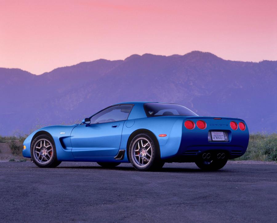  Chevrolet Corvette Z06 2001 года  (фото 18 из 73)